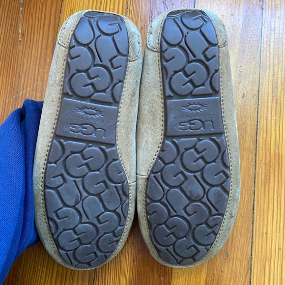 UGG Moccasins - Picture 10 of 13